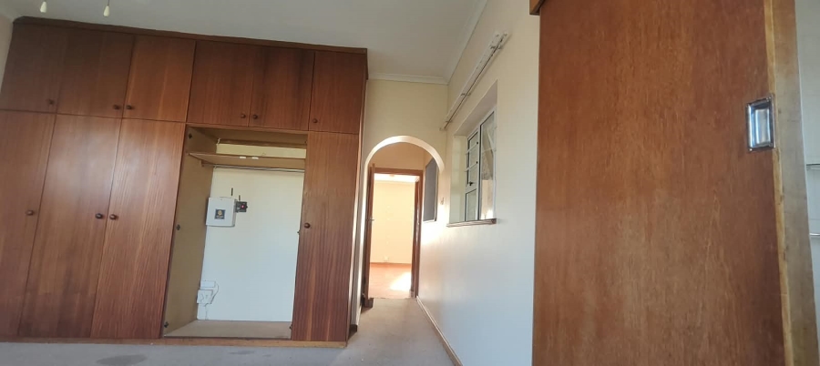 To Let Commercial Property for Rent in Newton Park Eastern Cape